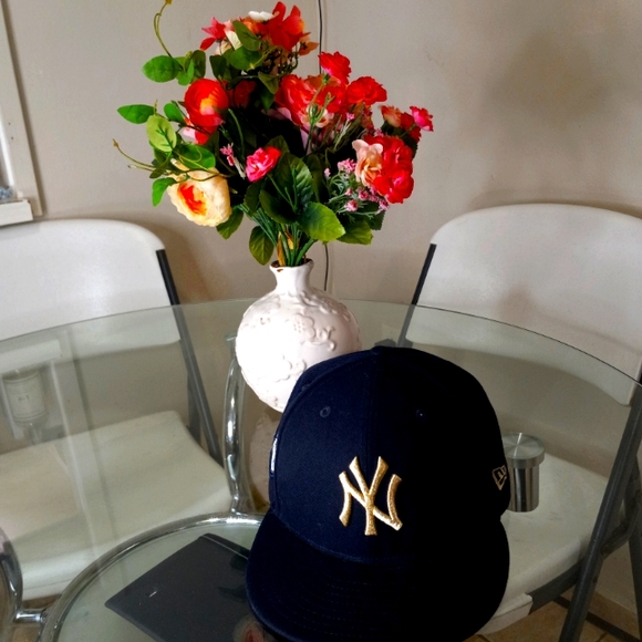 NY CAP New Era Black one size, World Series Champions. - Picture 2 of 7